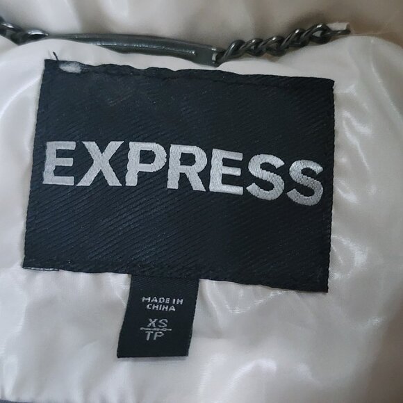 Express Puffer Coat Jacket Womens Size XS Solid White Down Feathers Outdoor Cozy - Picture 3 of 6